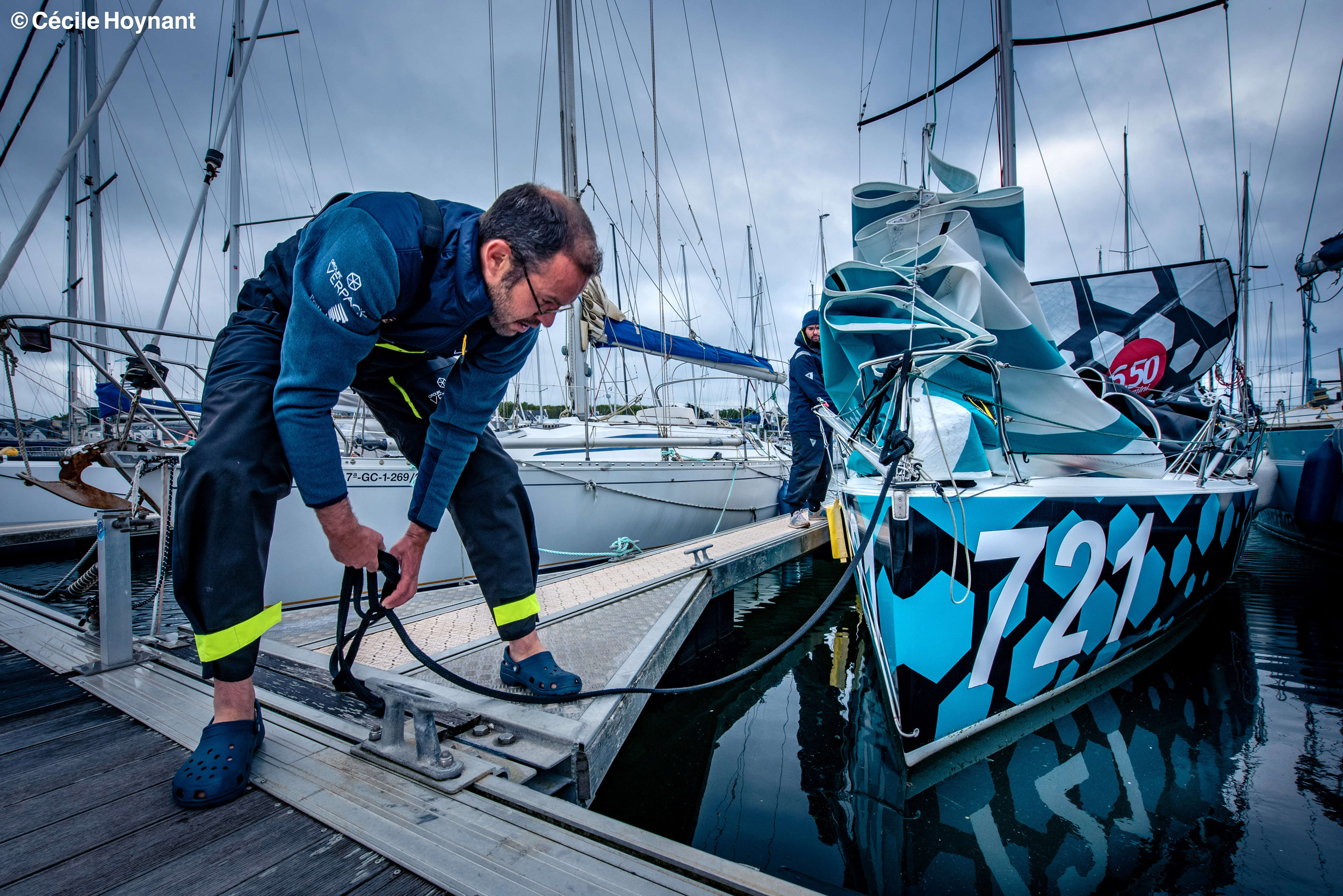 Course au large, Mini 6.50, classe Mini, Verpack, Mini 721, Cyril Coulot, Mini Transat, navigation en solitaire, skipper suisse, transatlantique, ambiance ponton, portrait, port, départ, amarre, manœuvre de port, préparation de course